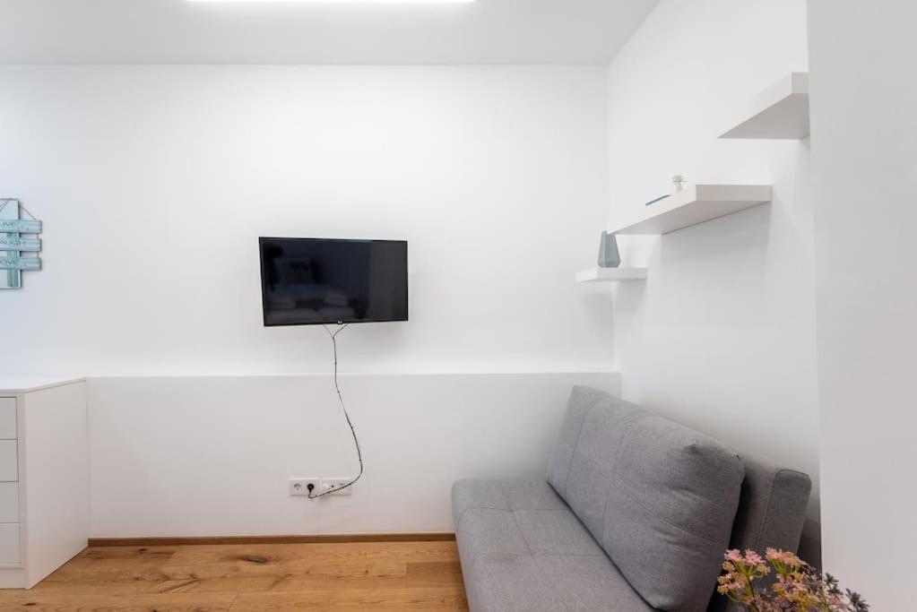 Cozy Studio 5Min To Center By Hm Viena Exterior foto